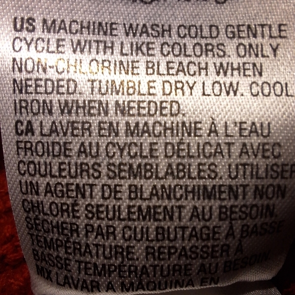 An INC chunky knit hodded sweater in a mens size XXL. NWT with no flaws. - Picture 8 of 8